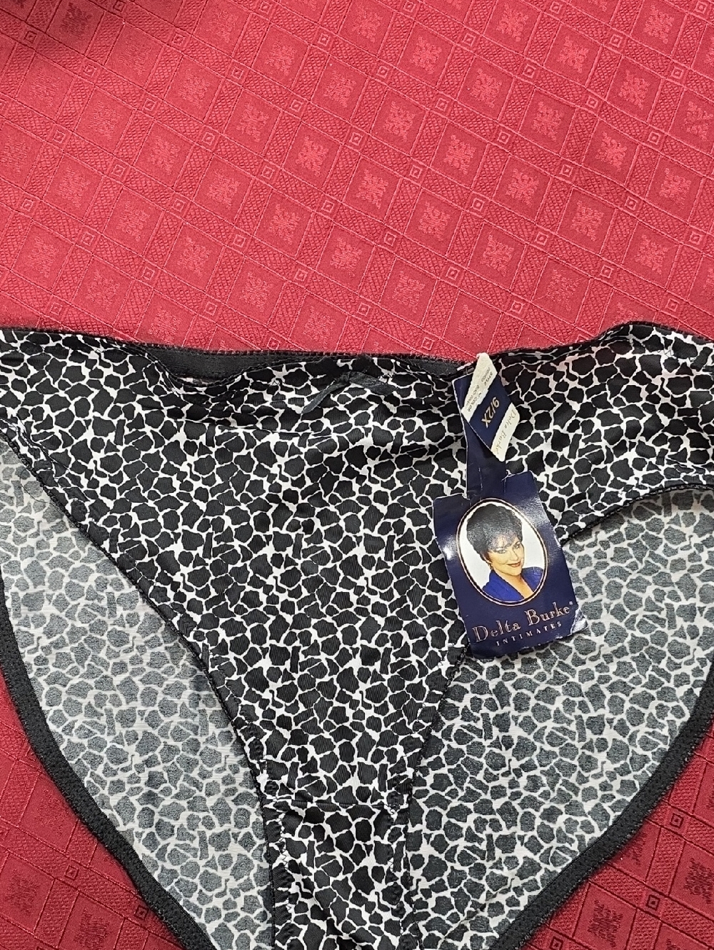 Delta Burke Black and White Animal Print Bikini Bottoms